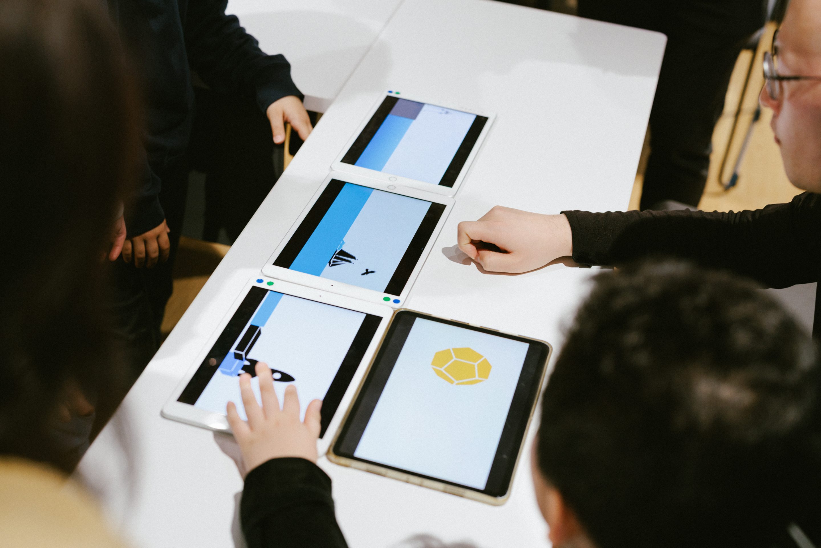 つながる・つながれアニメーション