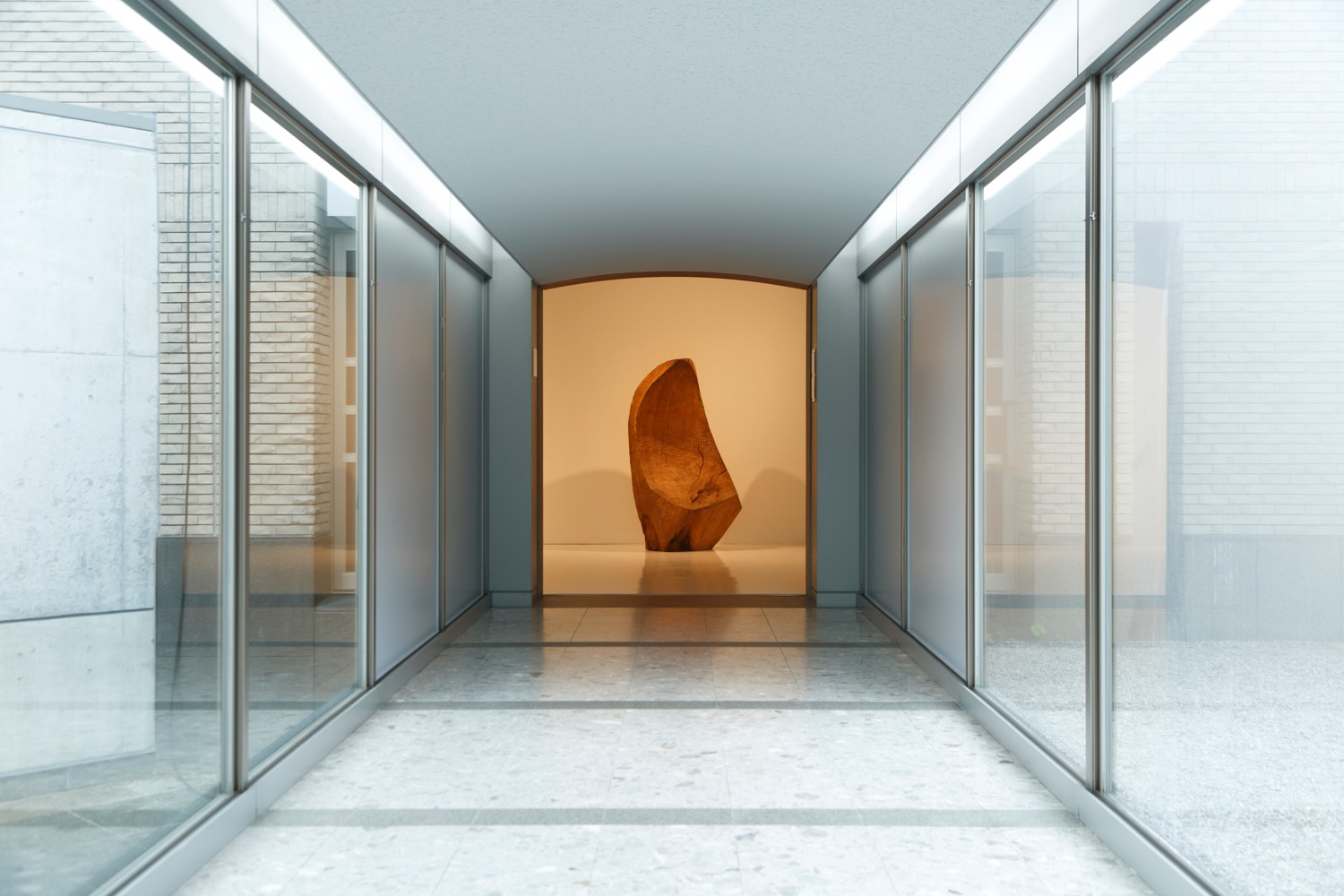 砂澤ビッキ《神の舌》1980,Photo by KIOKU Keizo