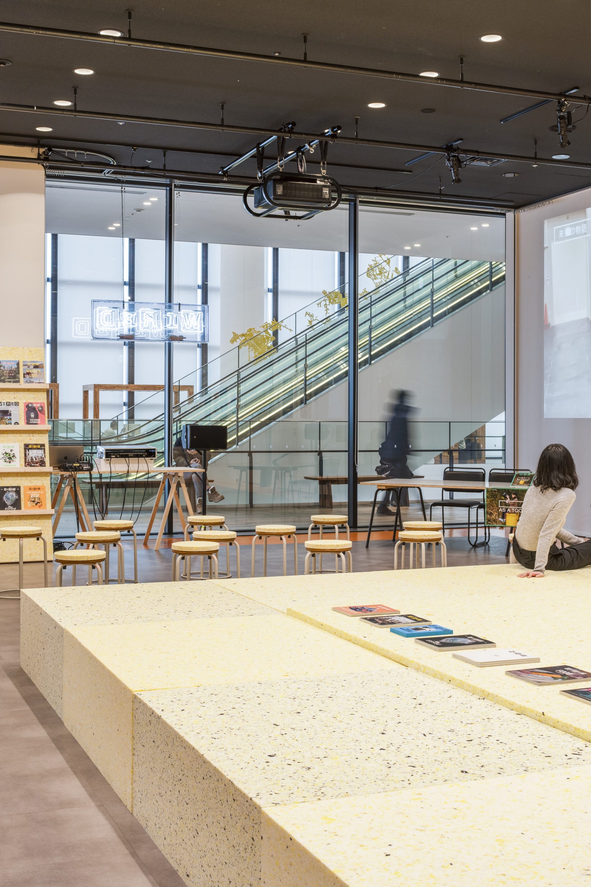 SIAF2024ビジターセンター＠SCARTS, Photo：Kei Furuse (GAZE fotographica)