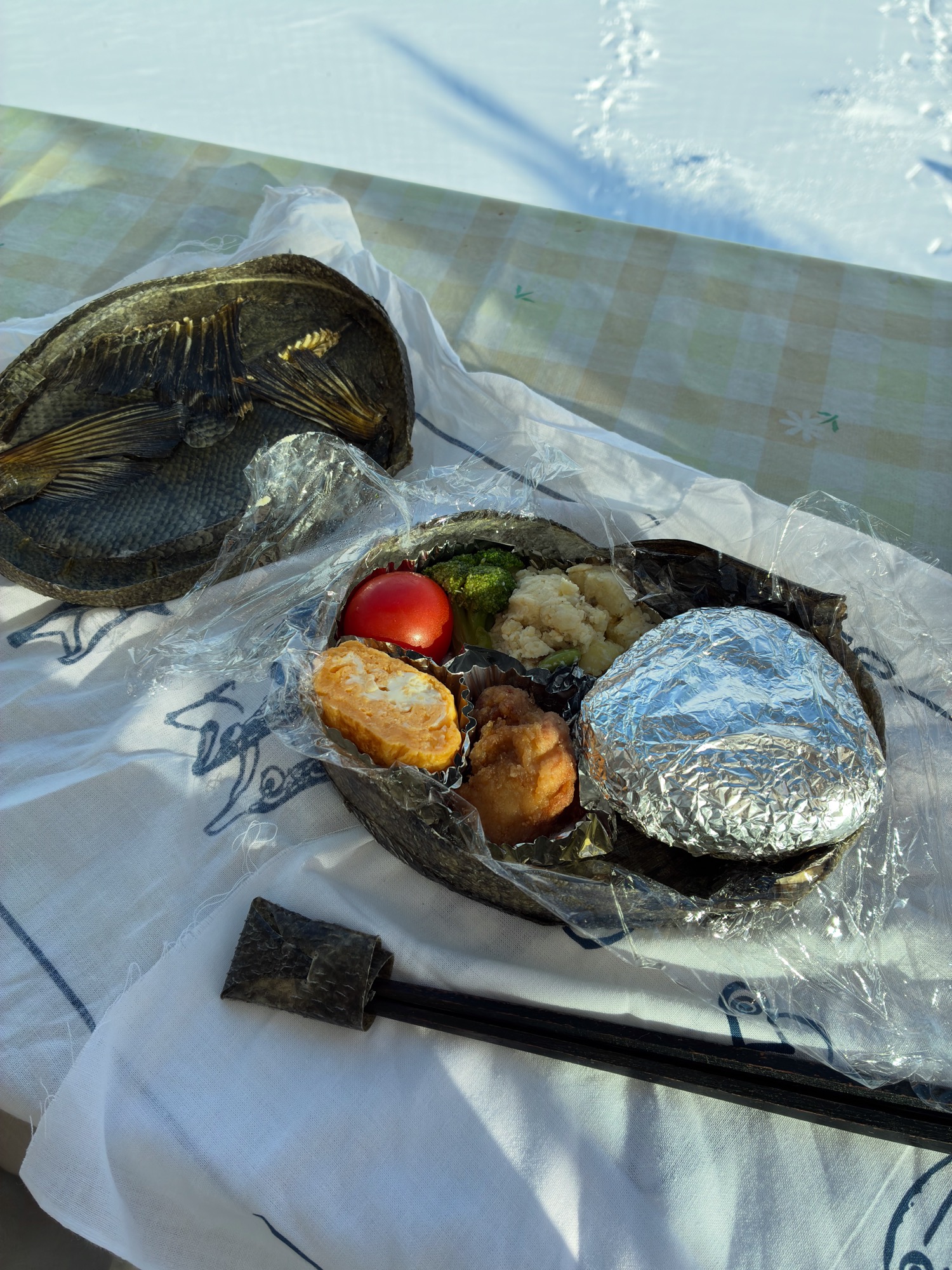 秋元さなえ《私はここにいて、それを見ている（石狩川-千歳川河川敷）》2026