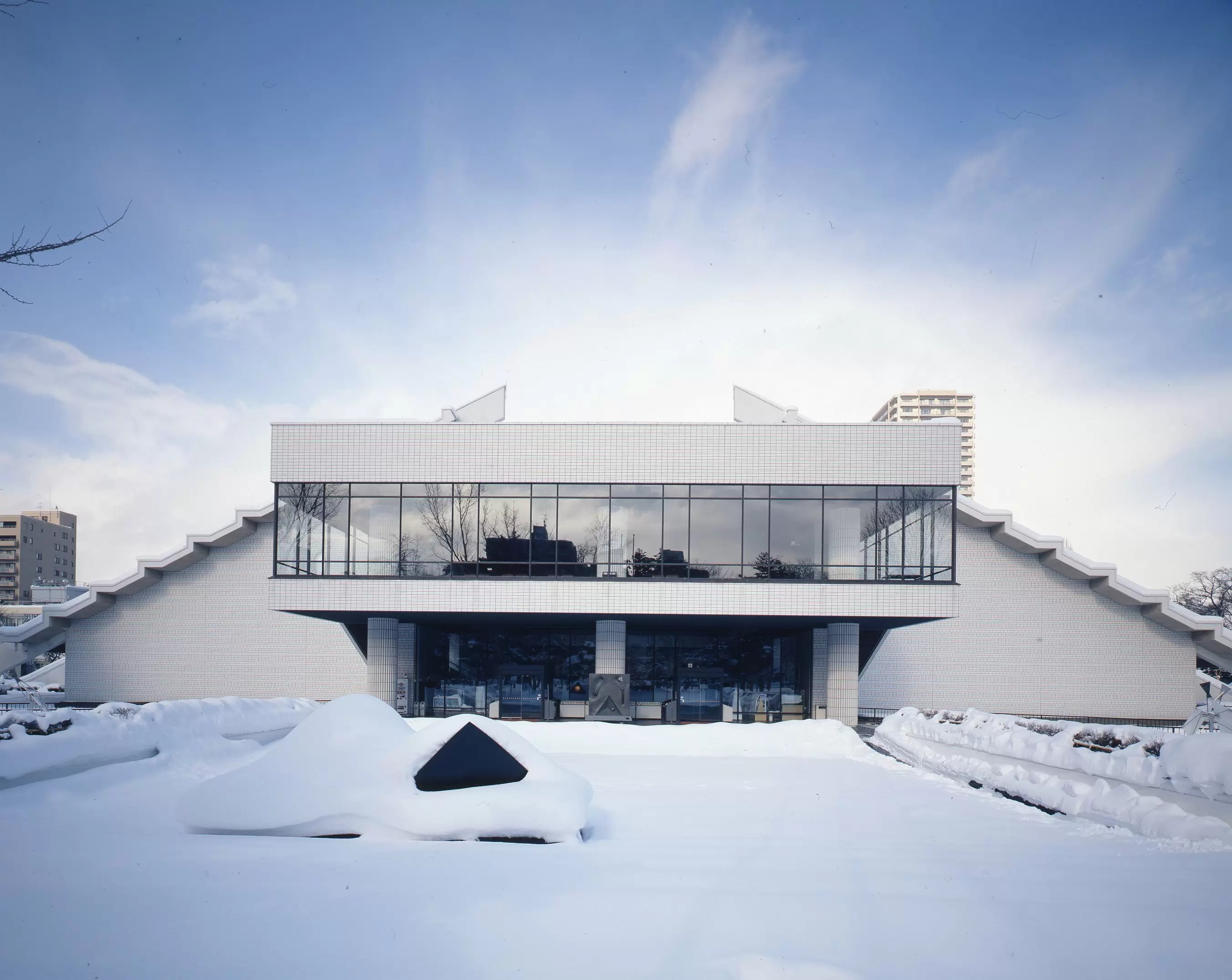 Artists from the Hokkaido Museum of Modern Art Collection