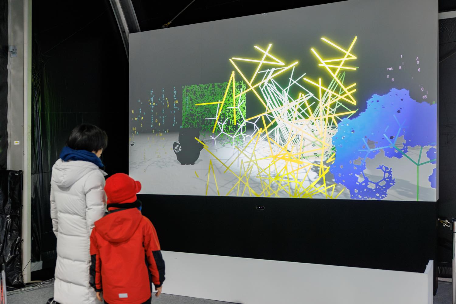 Fujimori “My Code [snow crystals, trees and stars] ＋ My Monster” 2026, Photo by KUSUMI Erika