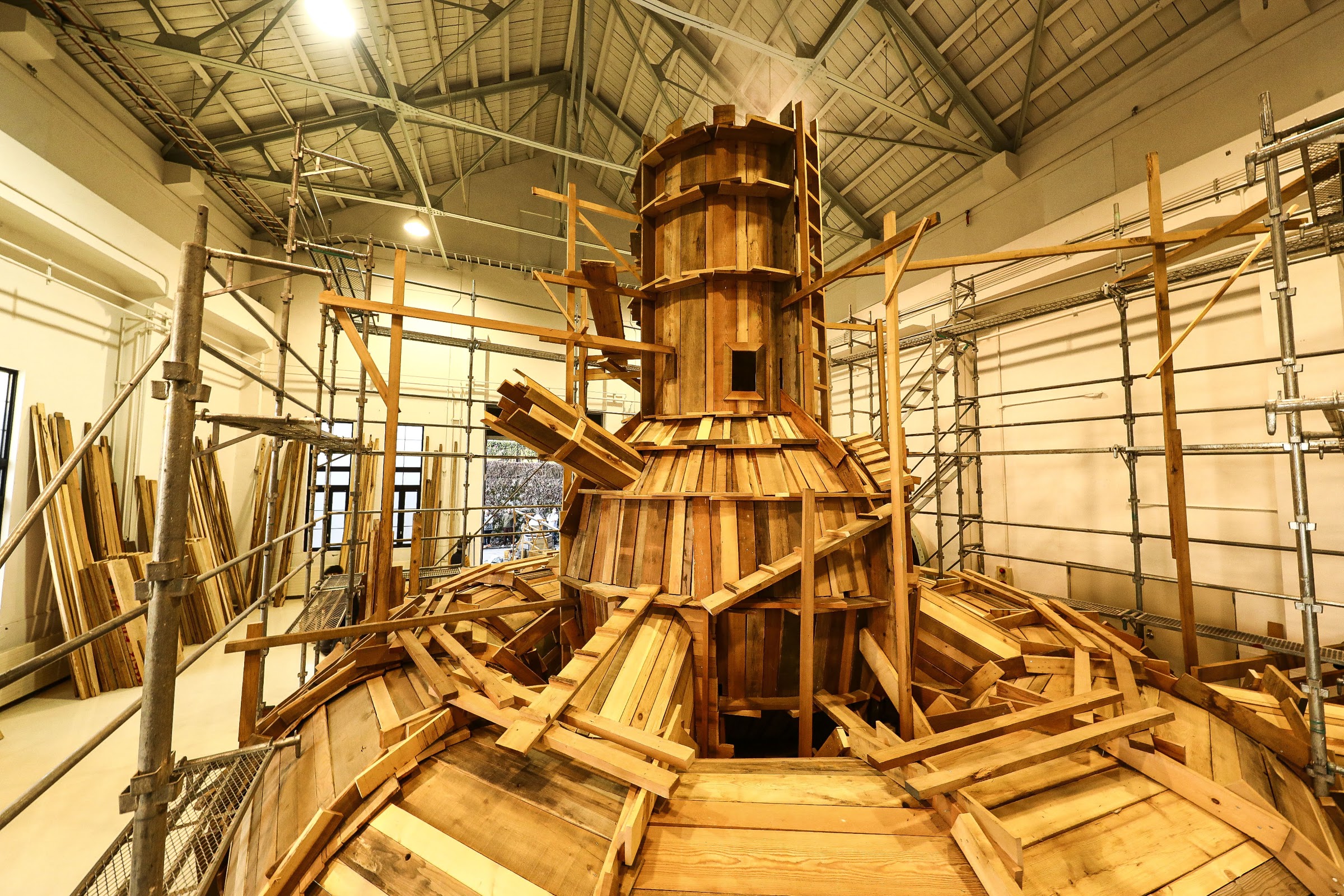 栗林 隆 《元気炉―初号基 富山》 2020 （下山芸術の森 発電所美術館、富山県入善町）　Photo by SHIZUNO Rai